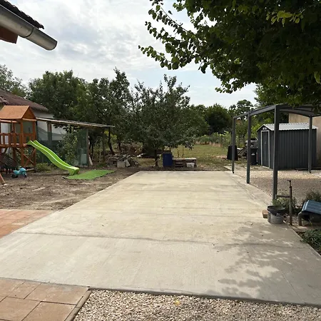 アパート Alfoeldi-kucko